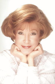 Guggi Löwinger as Franziska