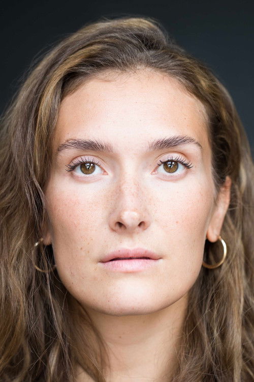 Heiddis Chadwick Hlynsdottir as Snædís