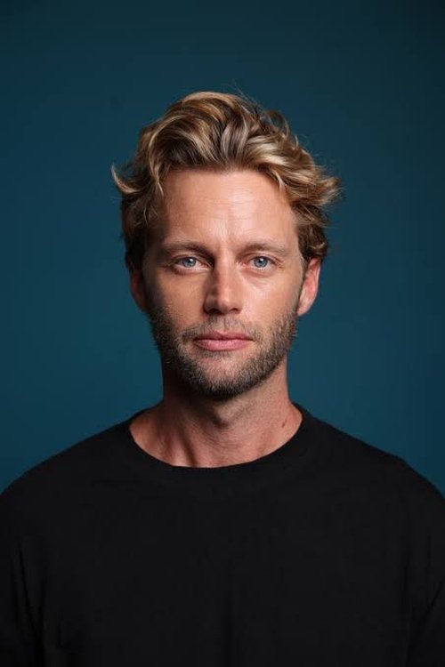 Trent Whiddon as Ben Sparks