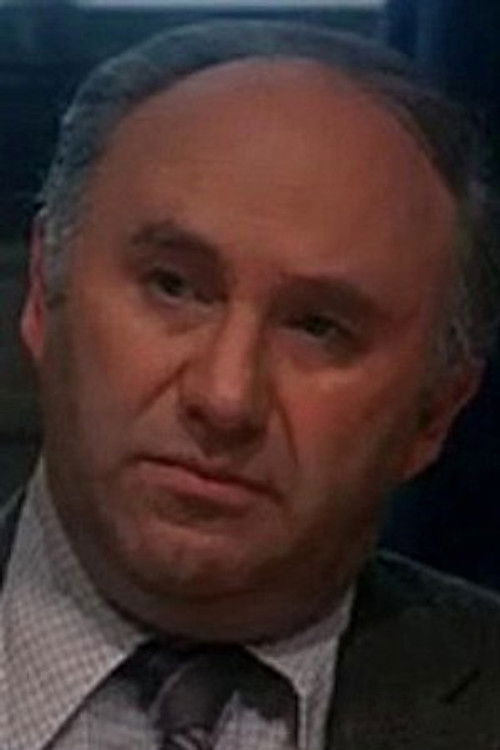 Tom Kubiak as Passerby