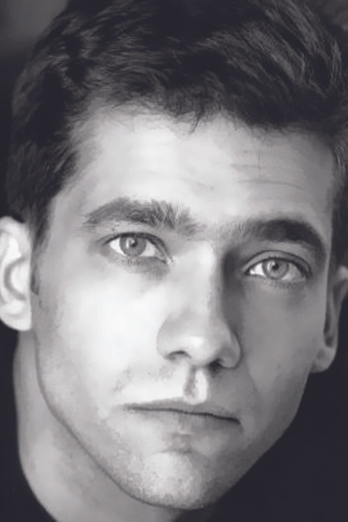 Julien Lambroschini as Marie