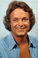 Fausto Rocha as Daniel