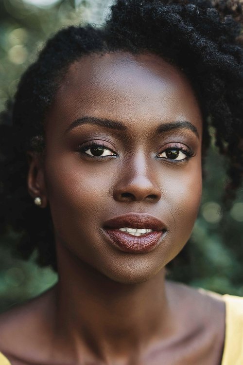 Akosia Sabet as Refugee / Nurse