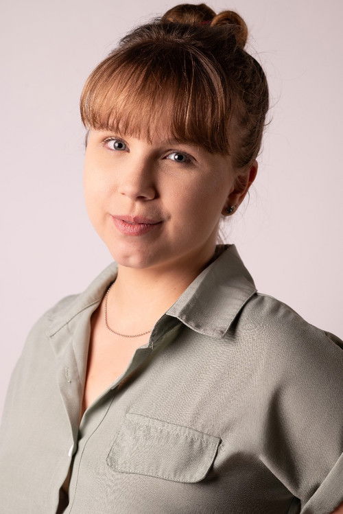 Bianca Duarte as Tâmia