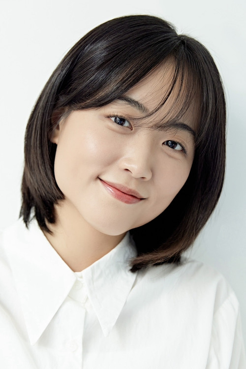 Lee Kum-ju as Seok-yun