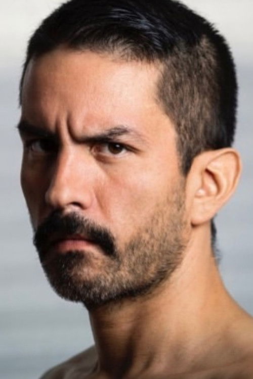 Bernardo Benítez as Dante