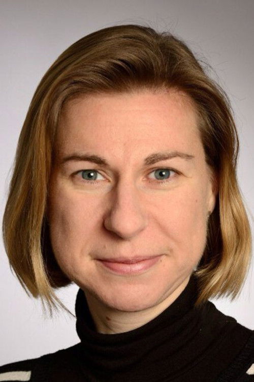 Elizabeth Seward as Herself