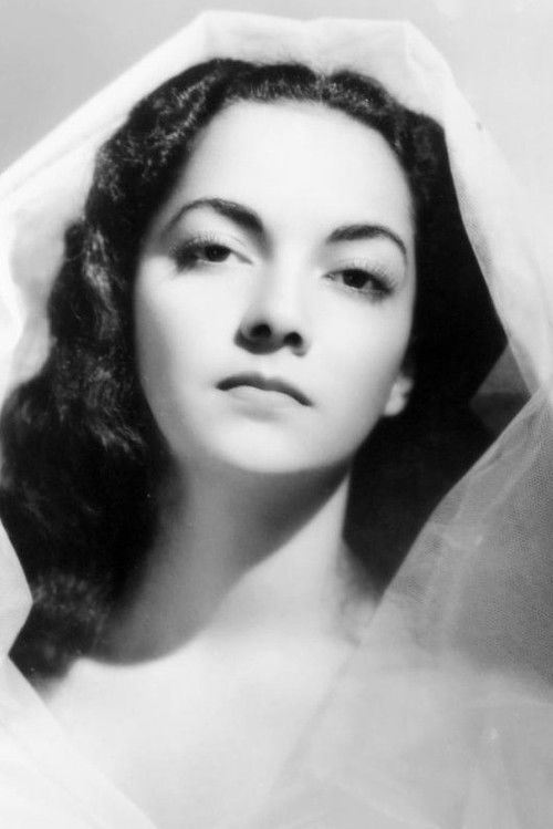 Lillian Molieri as Undetermined Role (uncredited)