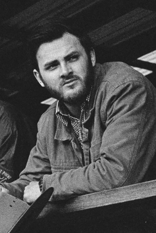 Kyle Cropper as Detective Dirk Mansnif