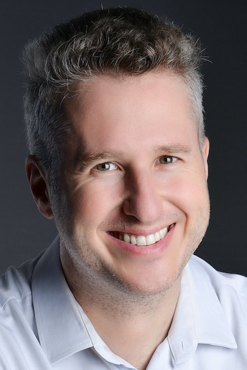 Virgile Mangiavillano as French fashion designer - Fransiz modaci