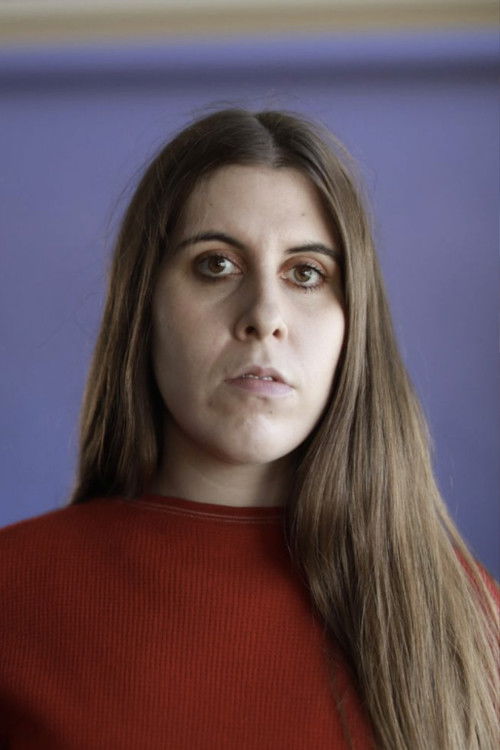 Ele McKenzie as Holly