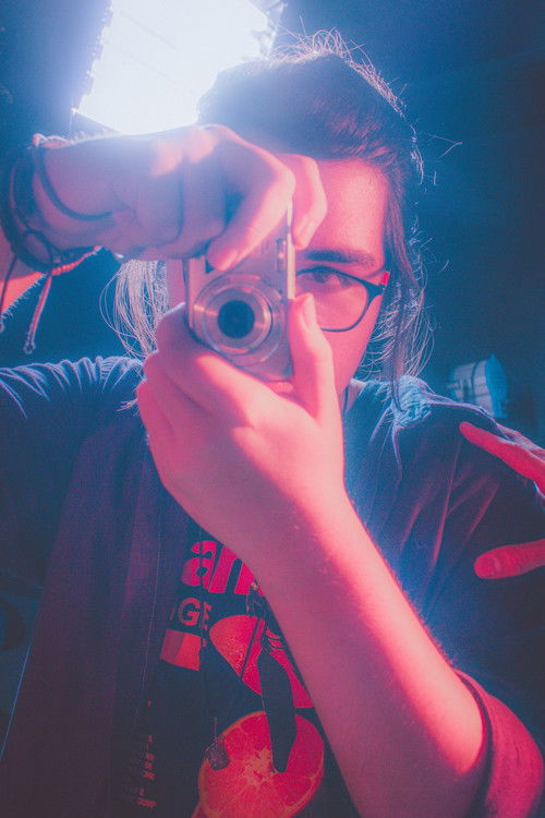 João Souza as Estudante