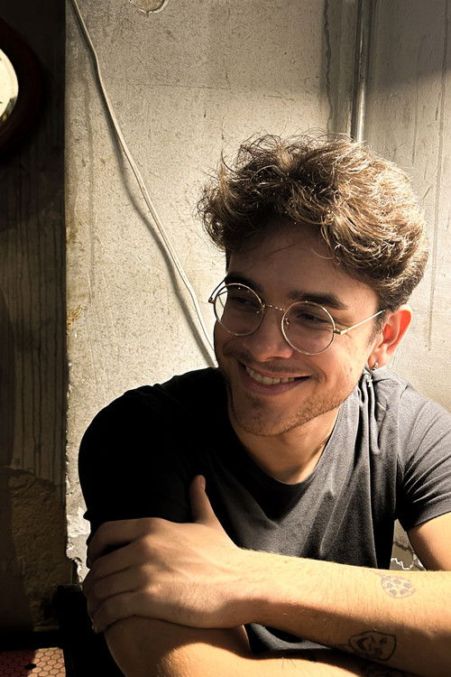 Breno Ramoa as Militar