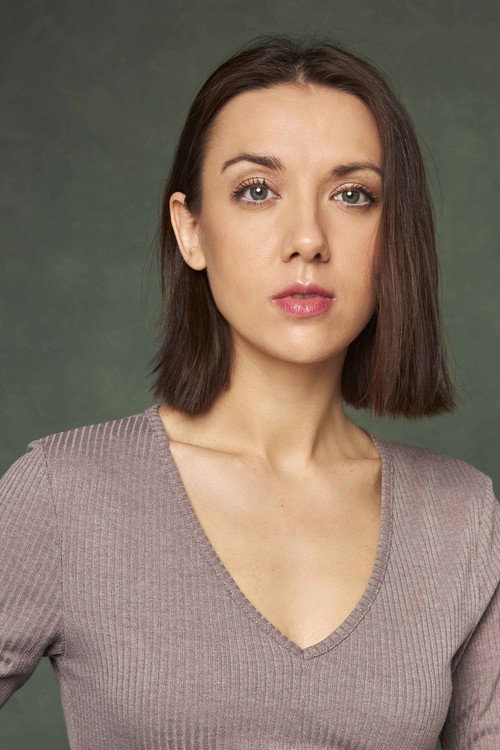 Alena Kahuta as Вера