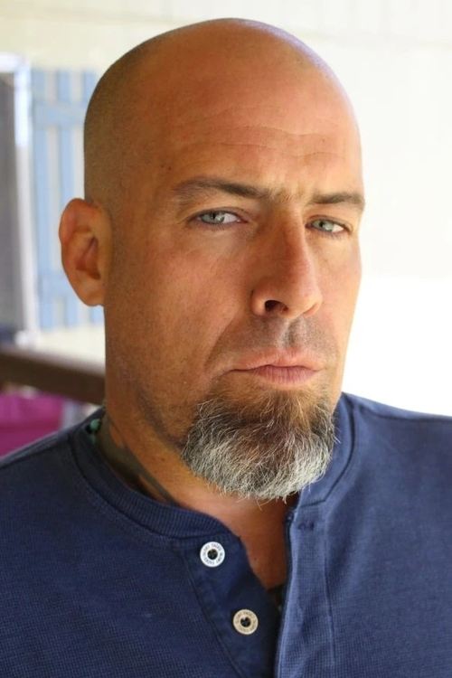 Matthew T. Metzler as Lucius Brutus