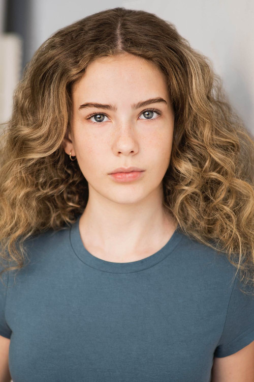 Anabelle Dietl as Young Jazz