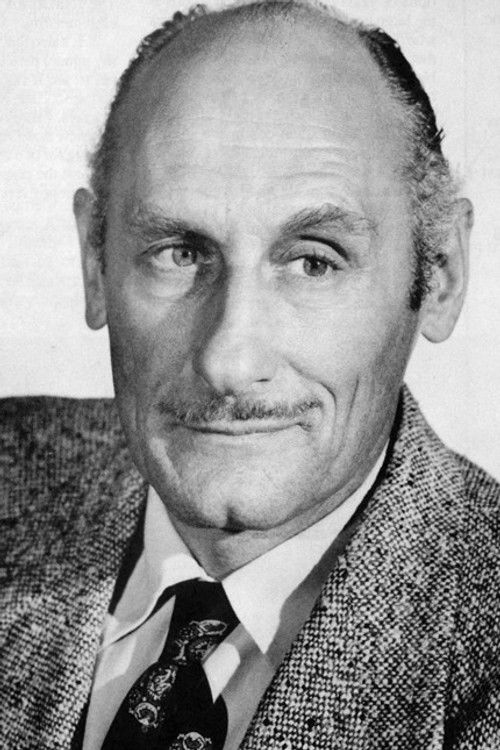 Jules White as (voice) (archive footage) (uncredited)