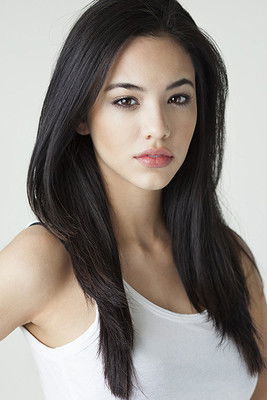 Natalie Valerin as Jeanie