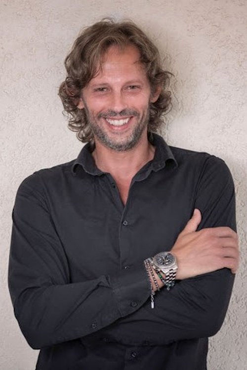 Emiliano Bianchi as Ivan