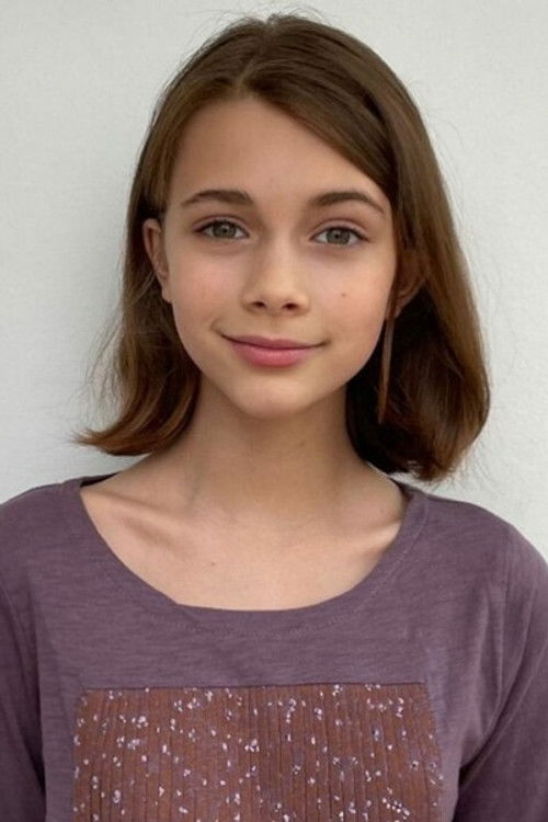 Zoya Todorovskaya as Tina