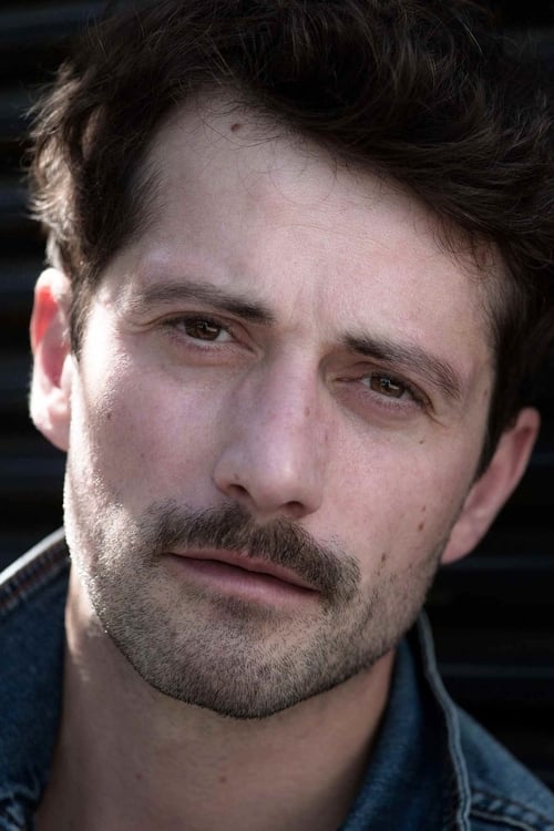 Björn von der Wellen as Walter