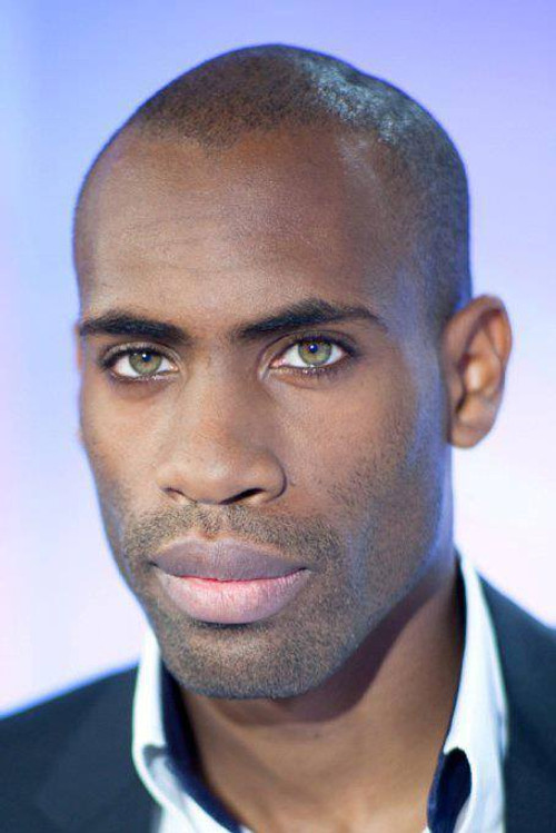 Eddy Murte as narrator