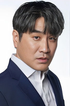 Kim Kyung-sik as Detective Kim