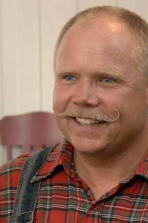 Tor-Geir Sundal as Gamlefar