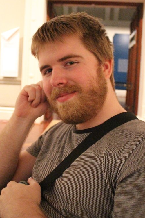 Hamish Newcombe as Eddy