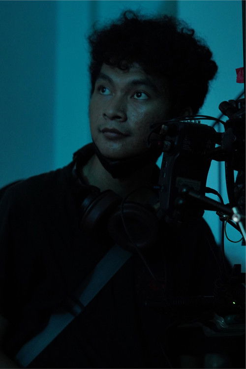 Rafi Adam Pangestu as Singe Clown (Voice)