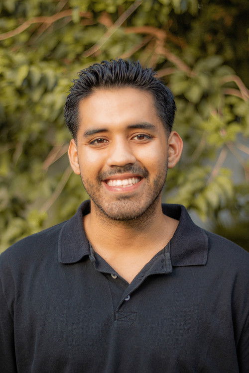 Bruno Díaz Galeano as Félix (Luisón)