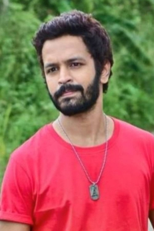 Nino Jayakody as Dohola