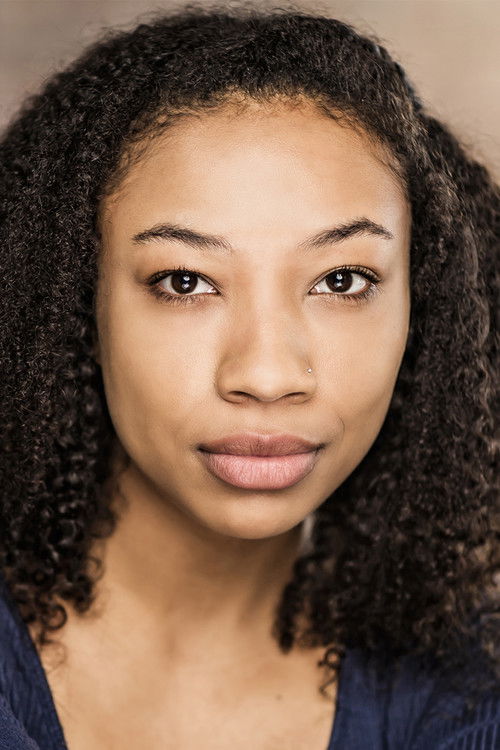 Kayla Kuhnke as Belle Woods