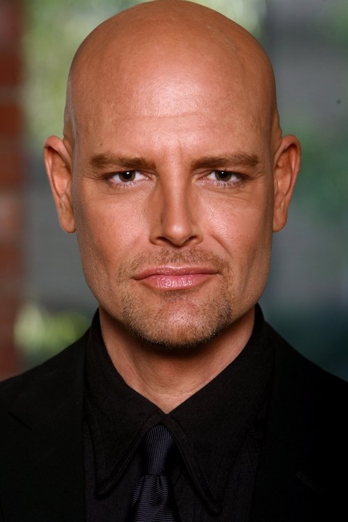 Stephan Smith Collins as Felicia