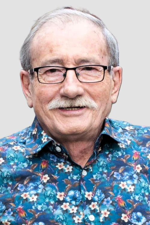 Manolo Cal as (as Manuel Salamanca)