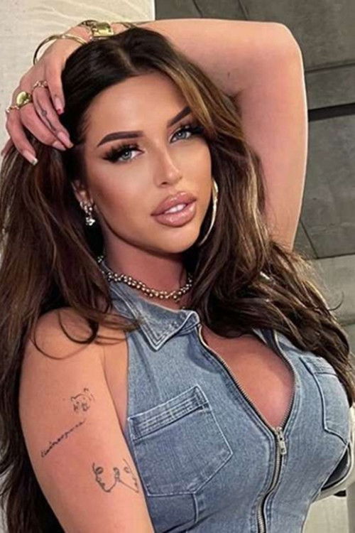 Shirley Cramer as Self