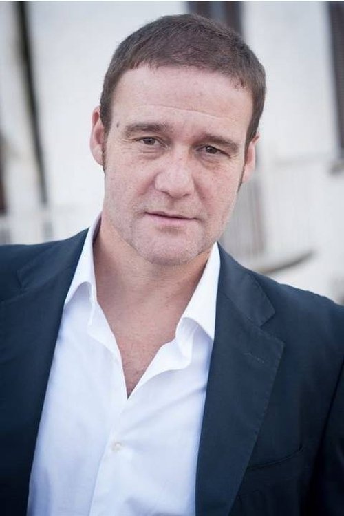 Walter Lippa as Bartender