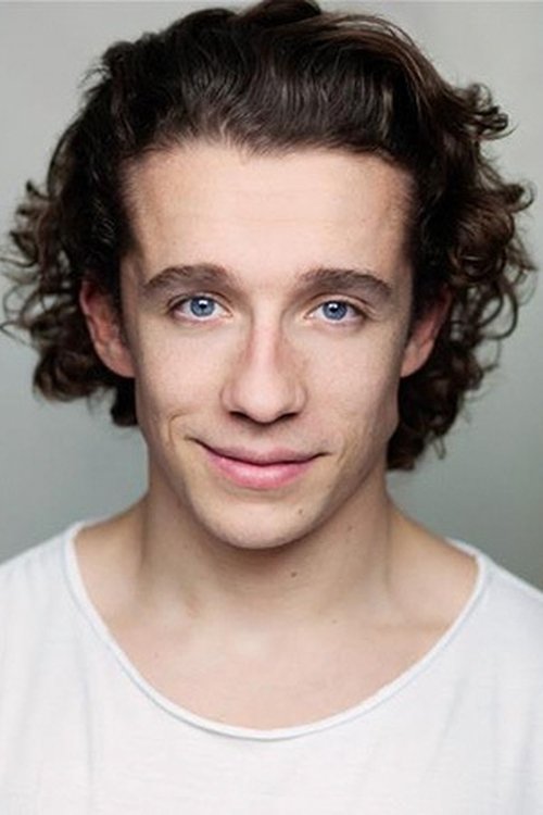 Ed Wade as Court Reporter