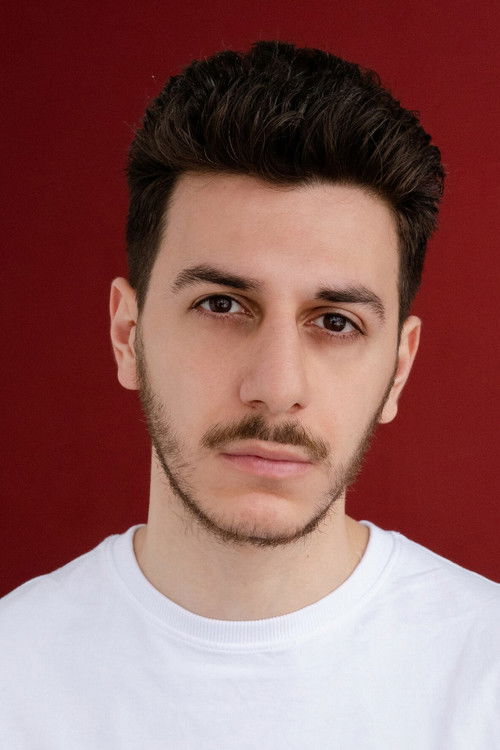 Arsen Khandzhyan as Рома