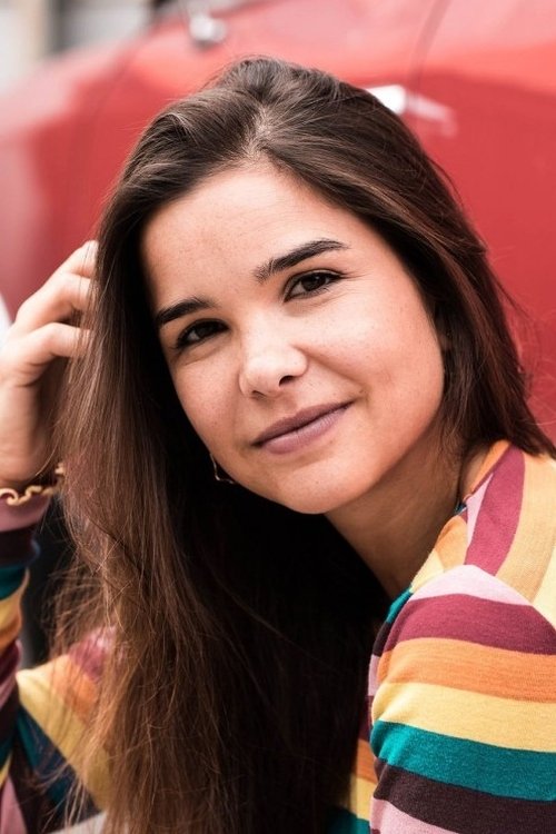 Annika Preil as Fanny