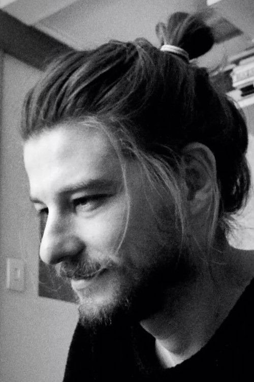 Matheus Piccoli as Brian D.