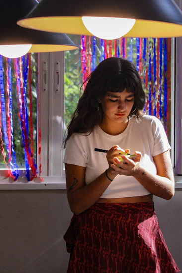 Maria Corte as Lívia