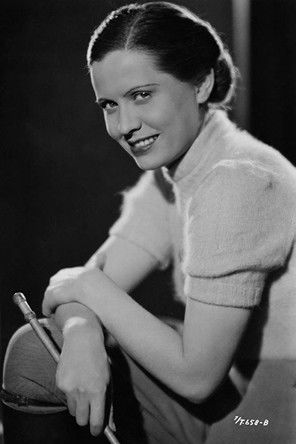 Hilde Jansen as Frau Heoger