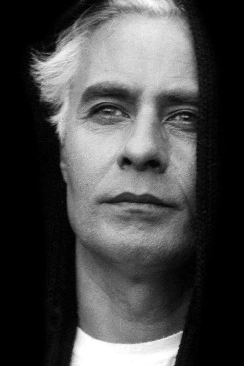 Khosro Shakibai as Father