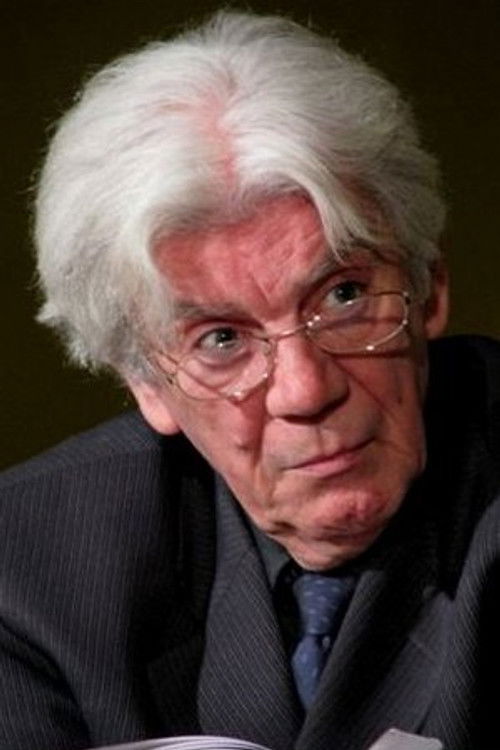 Ryszard Nawrocki as kapitan mrówek (voice)