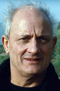 Jean Dasté as Supervisor Huguet