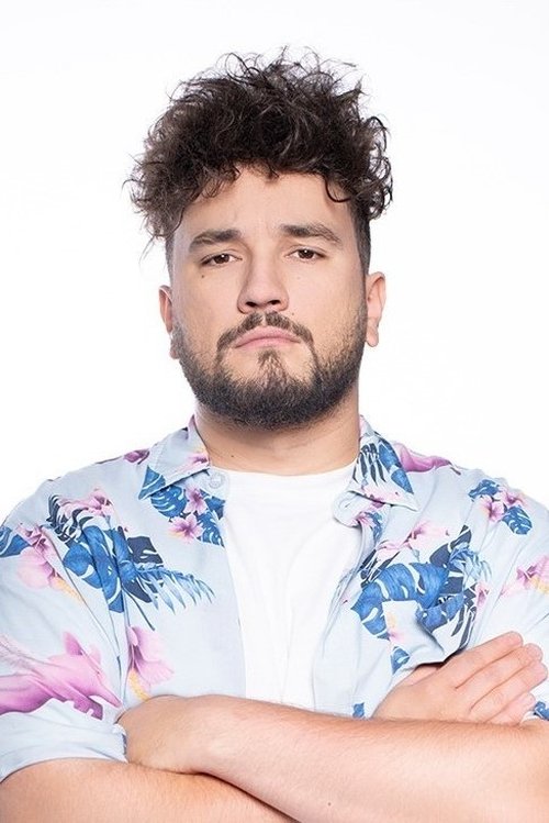 Bogdan Drăcea as Lovin