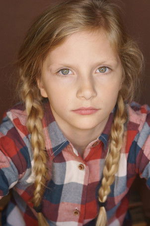 Carlotta von Falkenhayn as Lucy