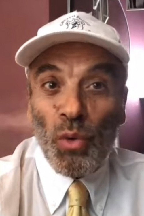 Shkëlqim Basha as Llazi, shefi i hetuesisë