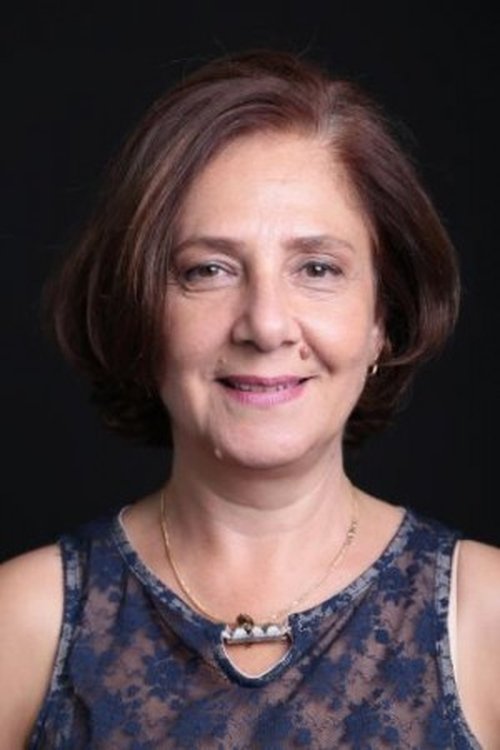 Fisun Fitnat Bilo as Aynur